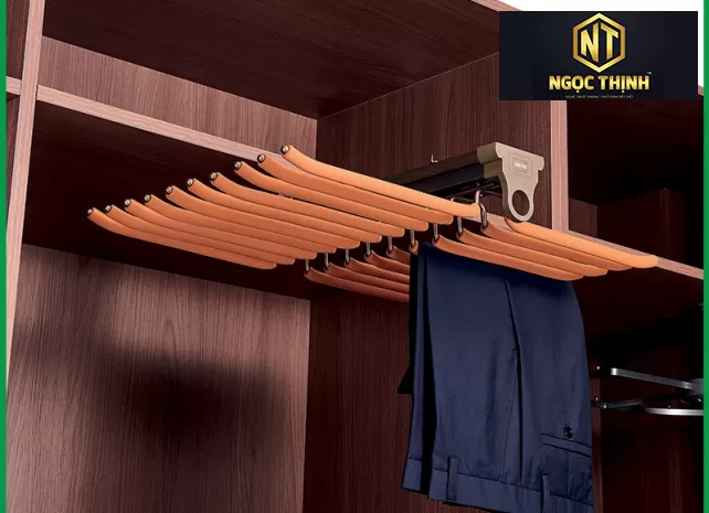 Kệ Vắt quần áo treo đỉnh HM-8.2, GA-8.2 tại An Phước